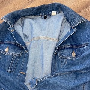 H&M OVERSIZED JEAN JACKET